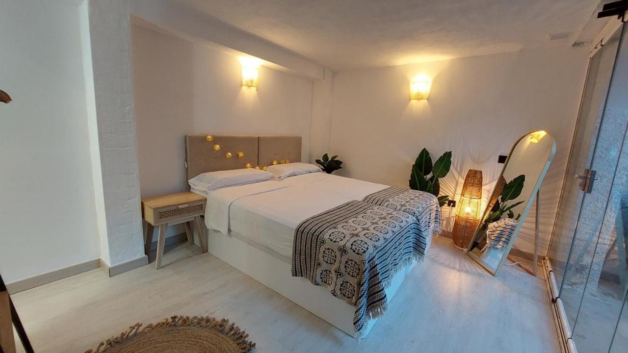 New Boho Home With Balcony, Private Garden And Communal Pool Nerja Eksteriør billede